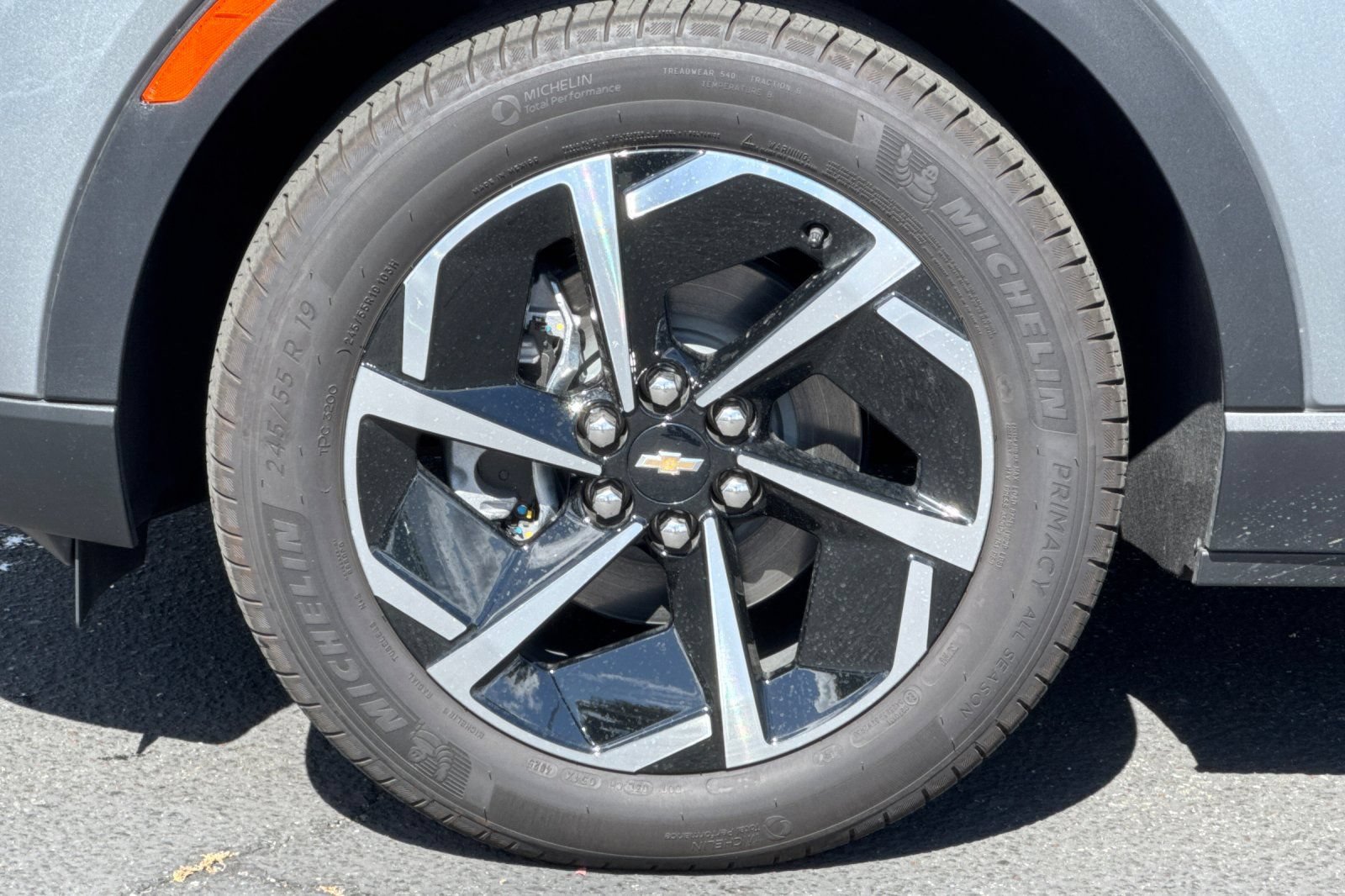 Used 2026 Chevrolet Equinox EV LT FWD image 42