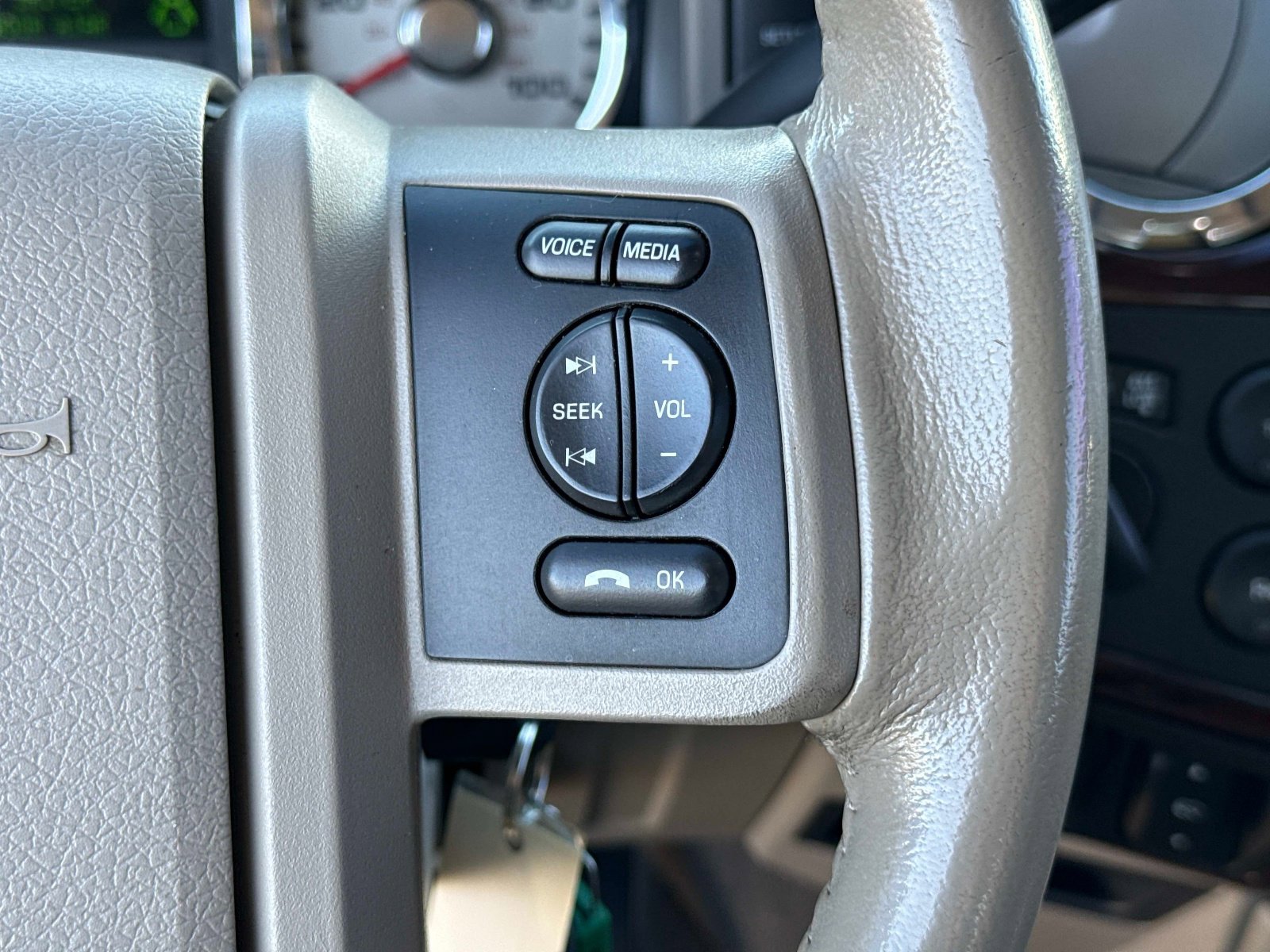 Used 2009 Ford F250 Lariat image 30