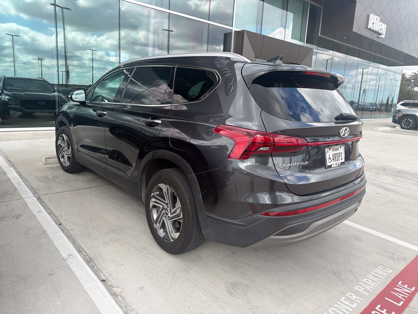 Certified 2023 Hyundai Santa Fe SEL w/ Cargo Package FWD image 7