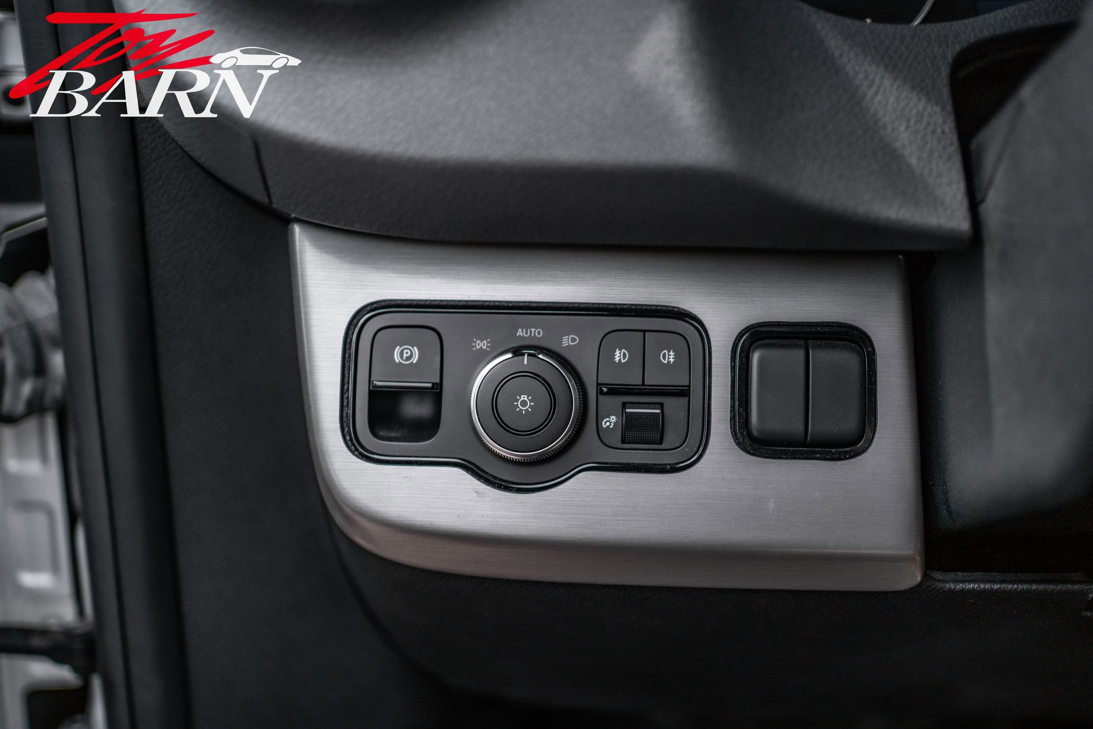 Used 2020 Mercedes-Benz Sprinter 2500 image 29