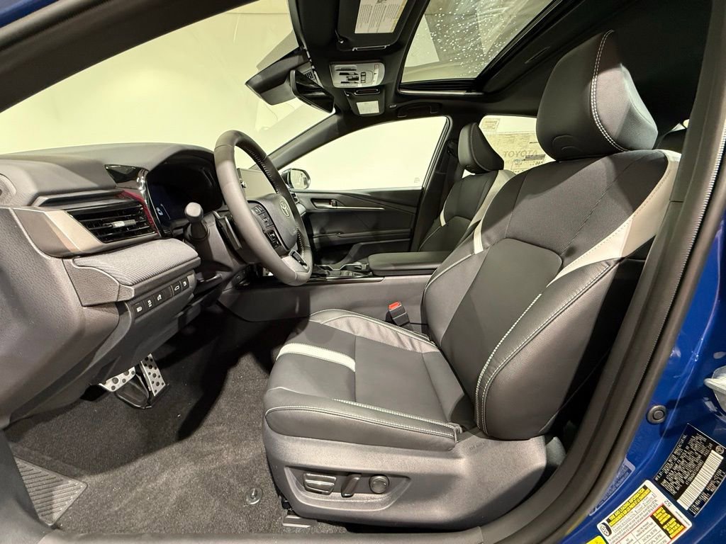 New 2026 Toyota Camry SE image 12