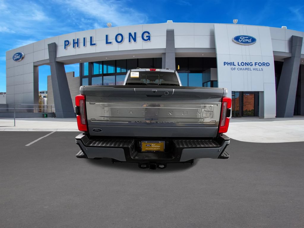 Certified 2026 Ford F250 Platinum w/ Platinum Plus Package AWD/4WD image 4