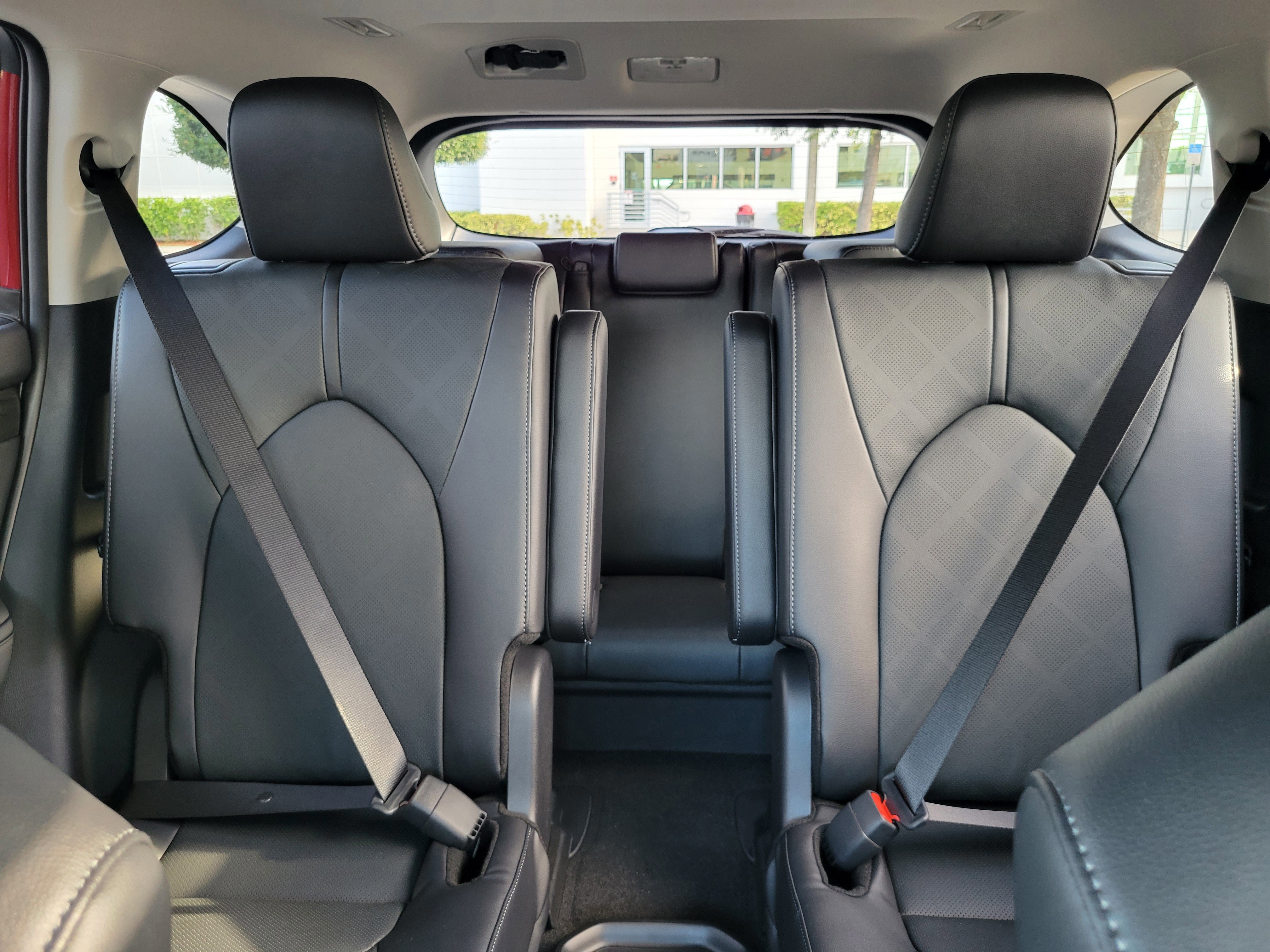 New 2026 Toyota Highlander Platinum AWD/4WD image 22