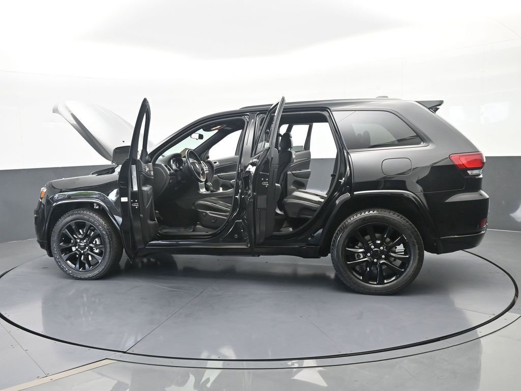 Used 2021 Jeep Grand Cherokee Laredo X RWD image 68
