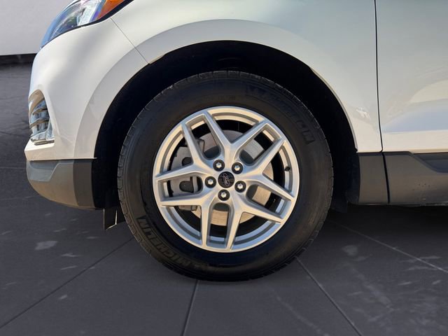 Used 2024 Ford Edge SEL w/ Convenience Package image 14