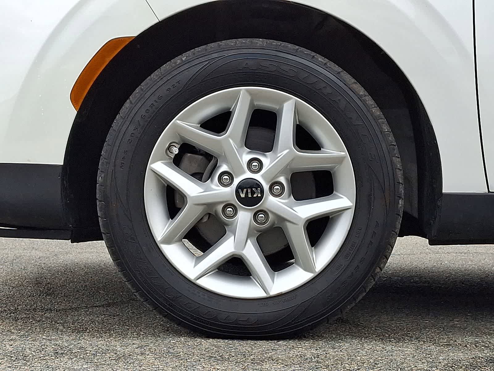 Used 2021 Kia Soul S FWD image 9