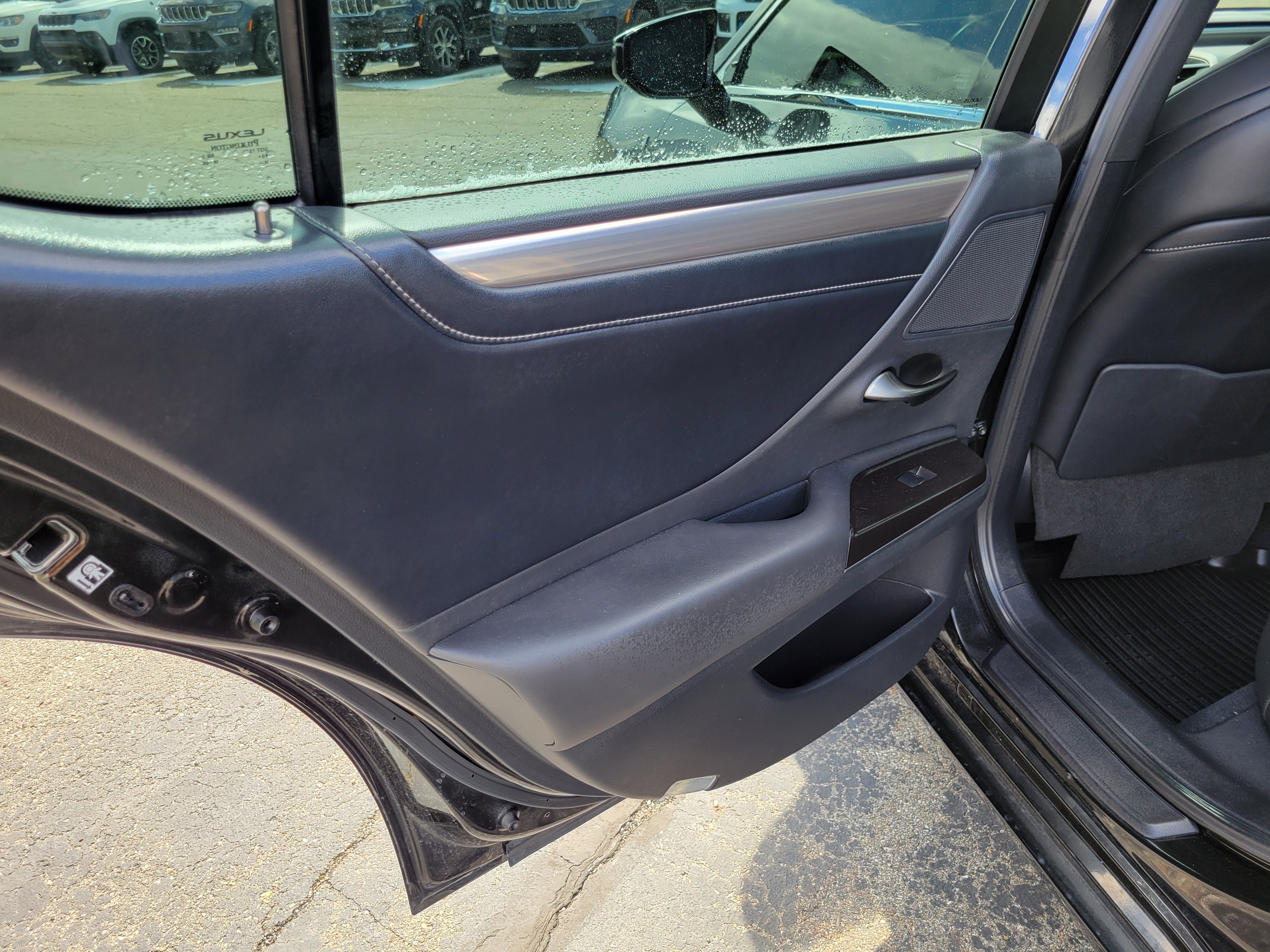 Used 2019 Lexus ES 350 F Sport image 19