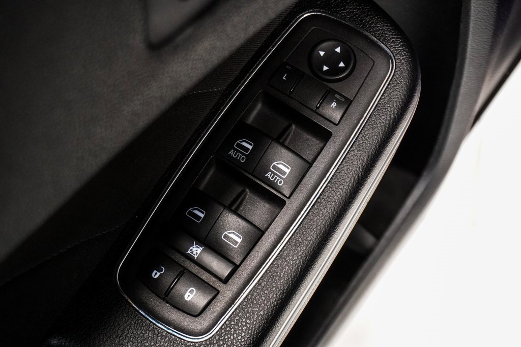 Used 2023 Dodge Charger Scat Pack w/ Harman/Kardon Audio Group image 23