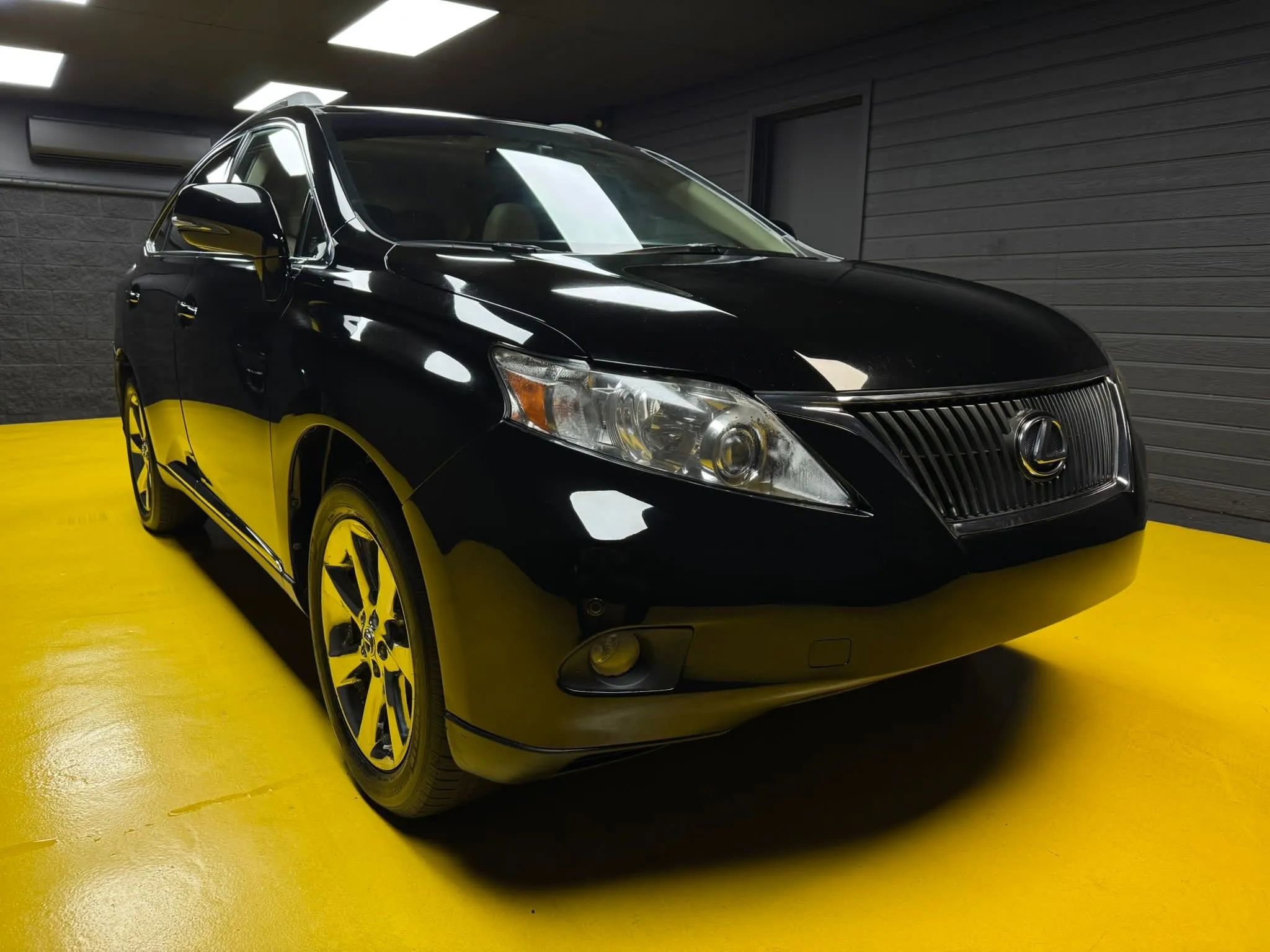 Used 2012 Lexus RX 350 RX 350 Sport Utility 4D image 3