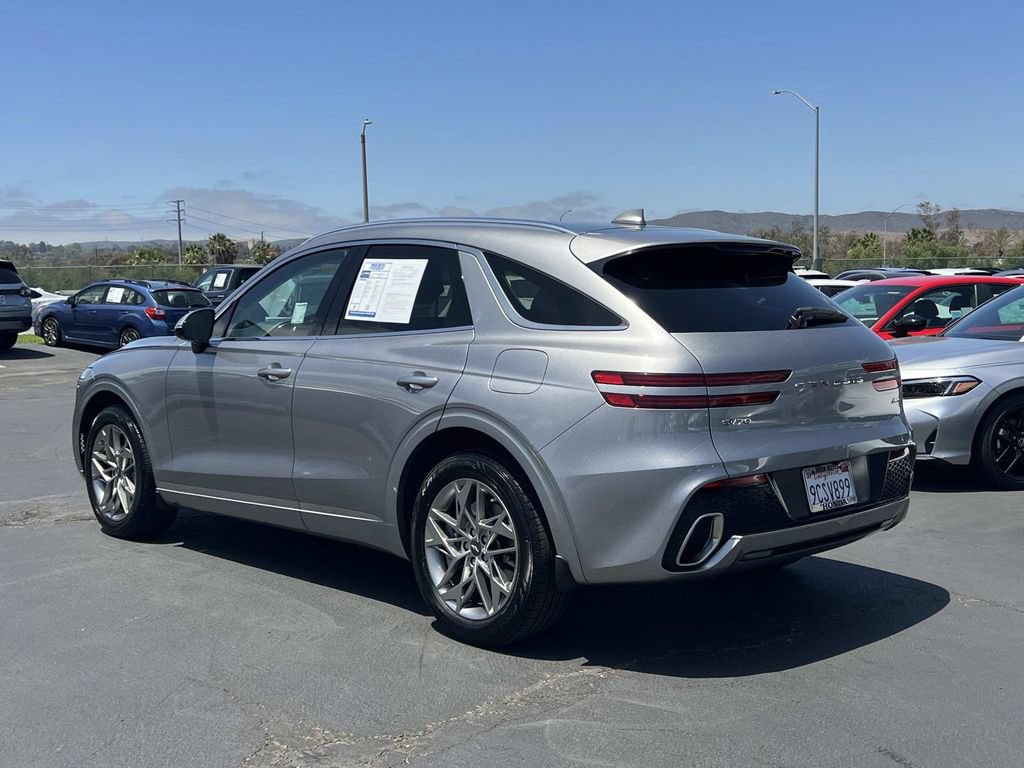 Used 2023 Genesis GV70 2.5T w/ Select Package AWD/4WD image 3