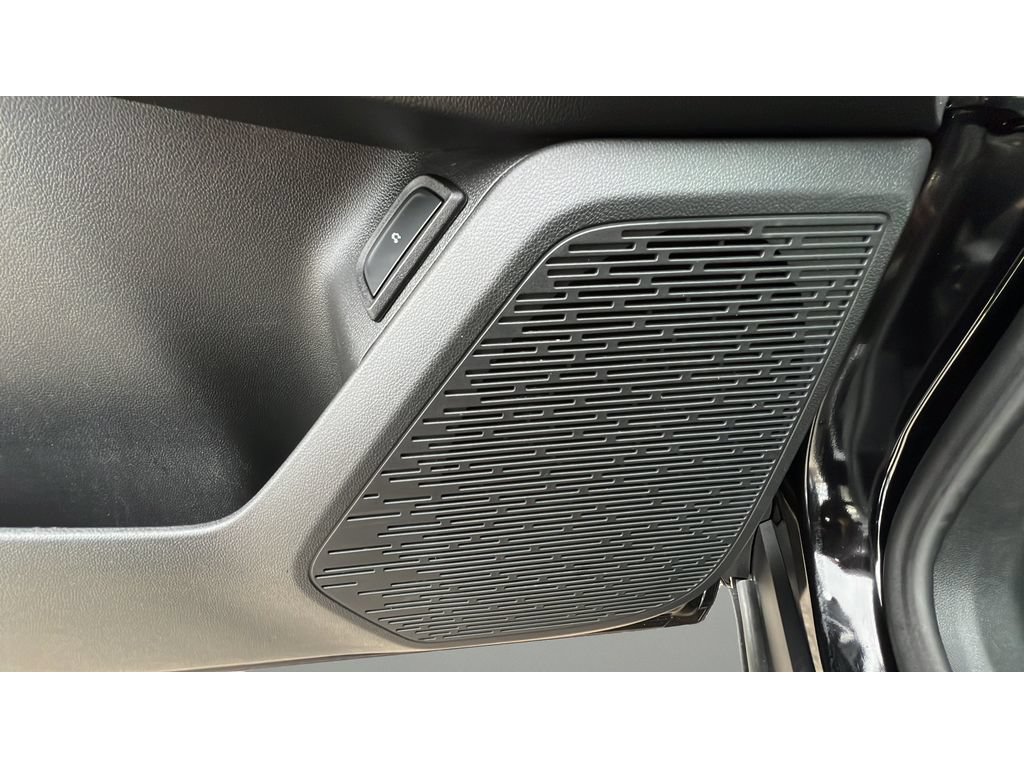 Certified 2025 Chevrolet Equinox ACTIV w/ Safety and Technology Package AWD/4WD image 27