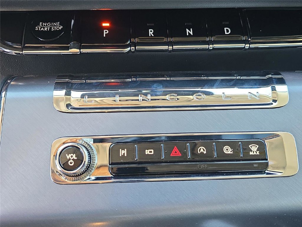 New 2026 Lincoln Aviator AWD image 18