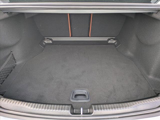 Used 2022 Mercedes-Benz C 300 Sedan image 6
