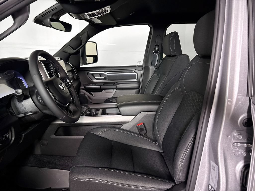 New 2026 RAM 1500 Big Horn AWD/4WD image 11
