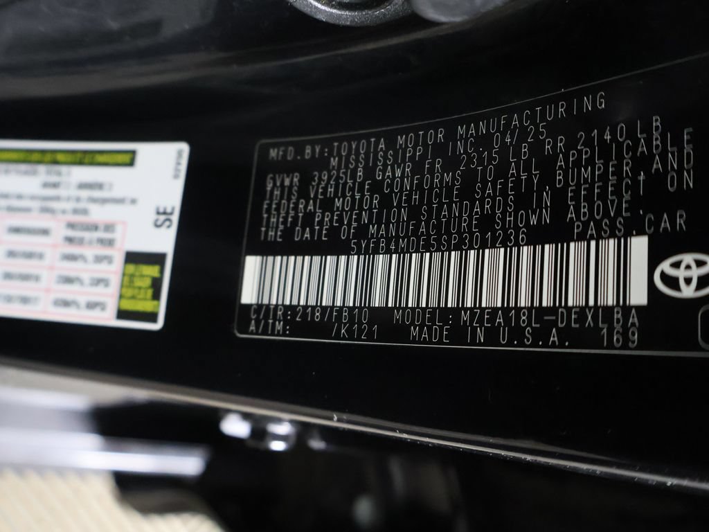 Used 2025 Toyota Corolla LE FWD image 43