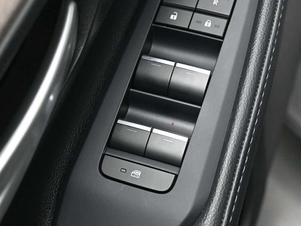 Certified 2026 Toyota Grand Highlander Platinum image 15