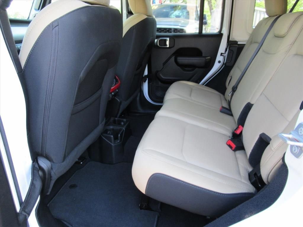 Certified 2022 Jeep Wrangler Unlimited Sport AWD/4WD image 29