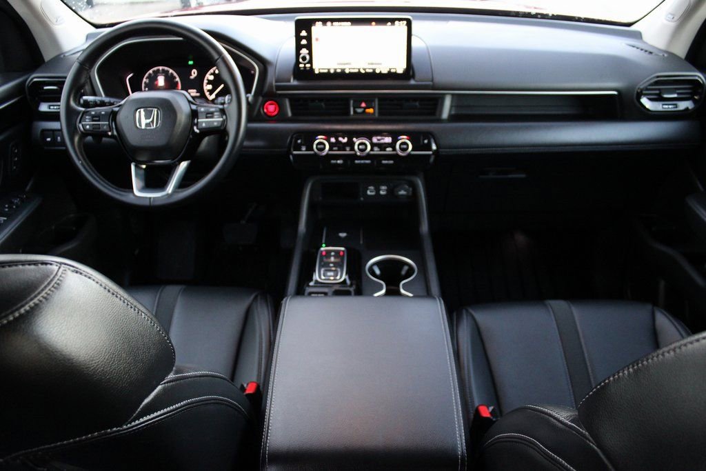 Used 2023 Honda Pilot Touring image 24