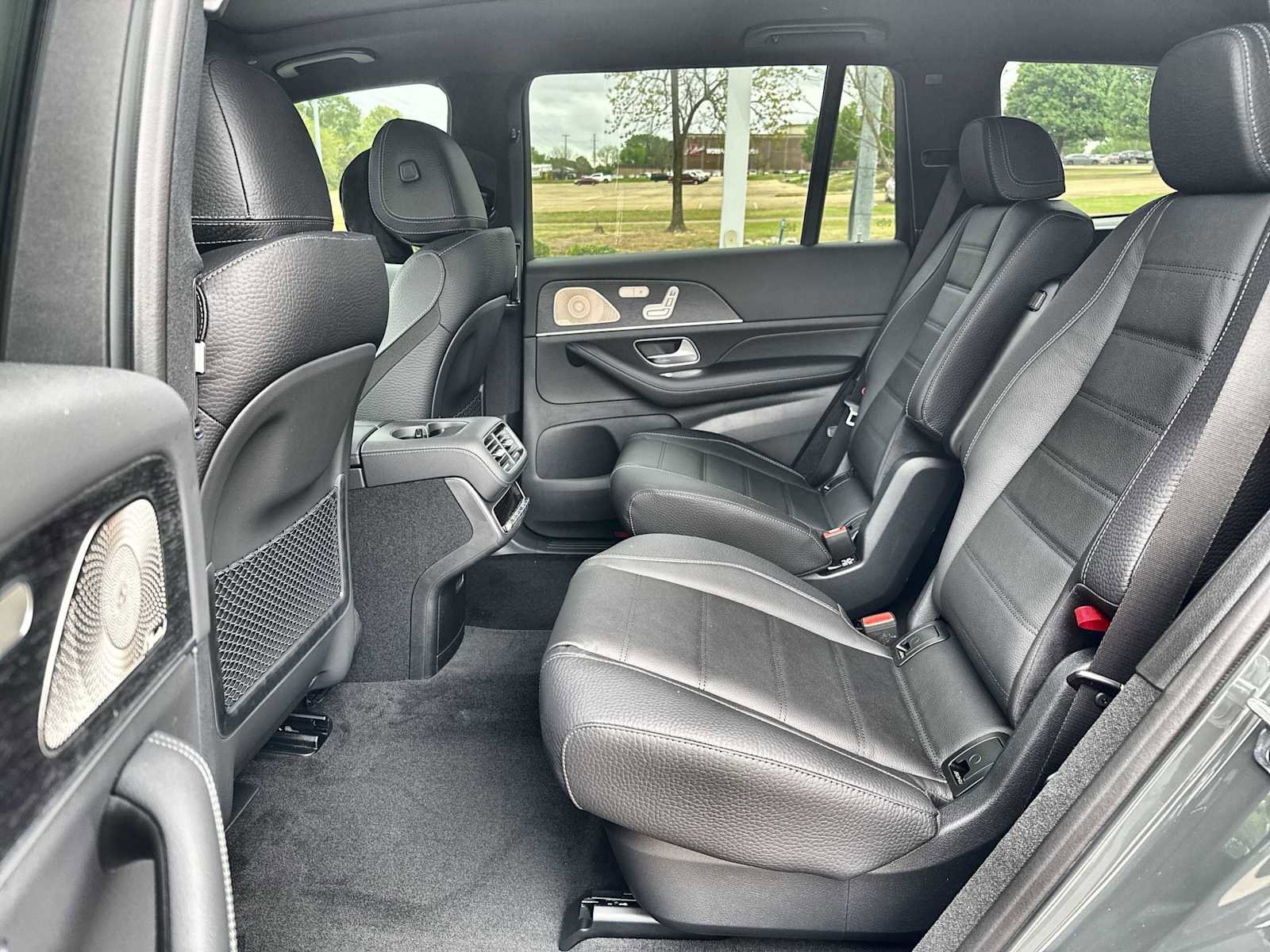 New 2026 Mercedes-Benz GLS 450 4MATIC image 4