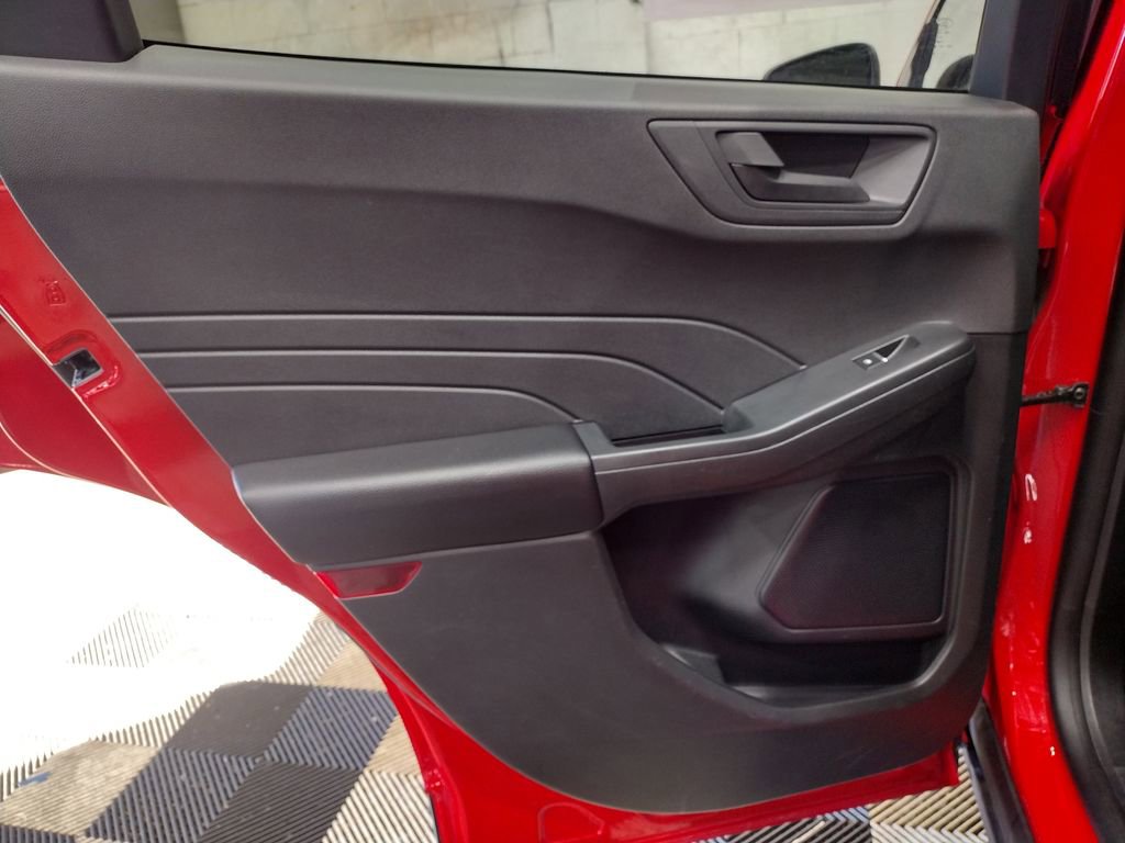 Used 2024 Ford Escape Active image 31