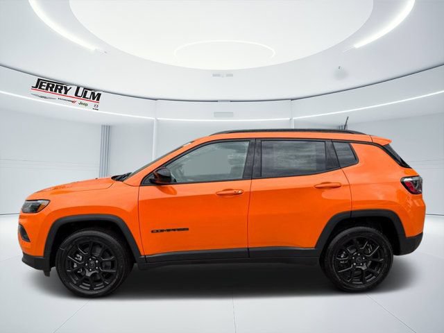 New 2026 Jeep Compass Latitude AWD/4WD image 3