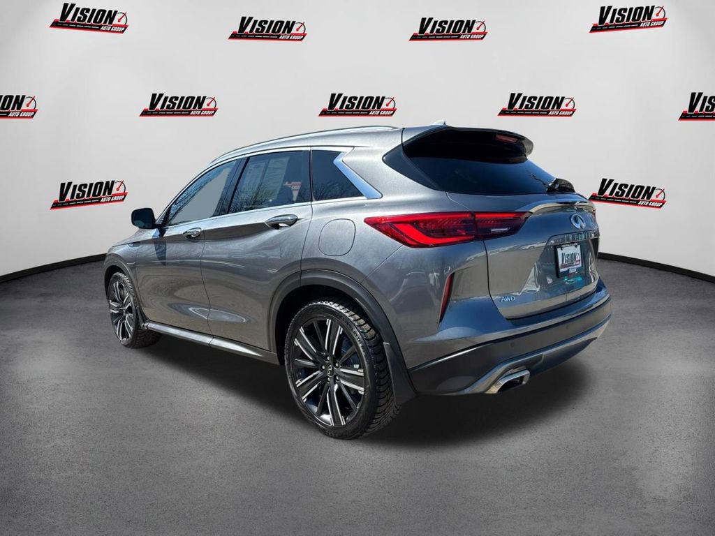 Used 2021 INFINITI QX50 Luxe w/ Appearance Package image 7
