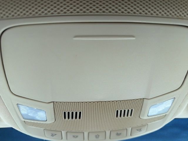 Used 2018 Ford Edge SEL w/ Equipment Group 201A image 17