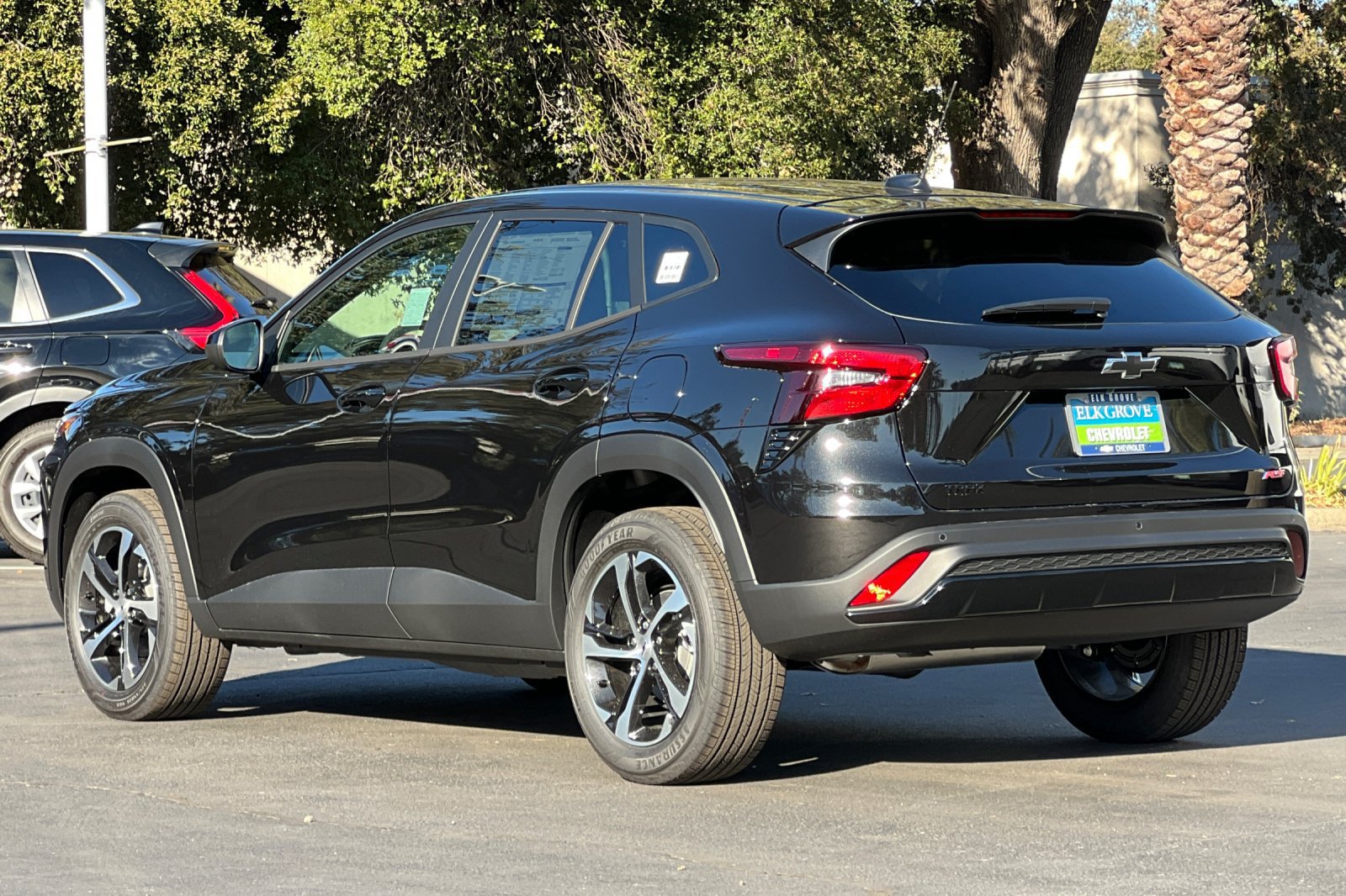 New 2026 Chevrolet Trax RS w/ Driver Confidence Package FWD image 5