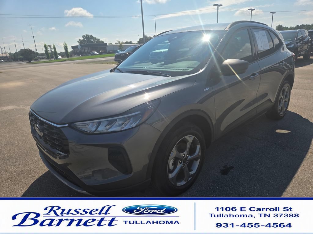 Used 2025 Ford Escape ST-Line AWD/4WD image 1