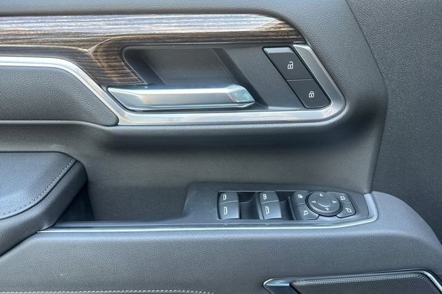 New 2026 GMC Sierra 2500 SLE w/ SLE Value Package; image 11