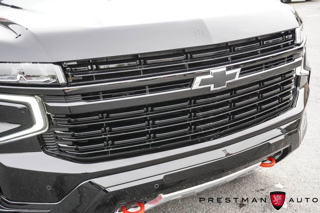 Used 2024 Chevrolet Suburban Z71 image 15
