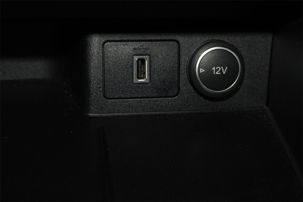 Used 2020 Ford Escape SE image 19