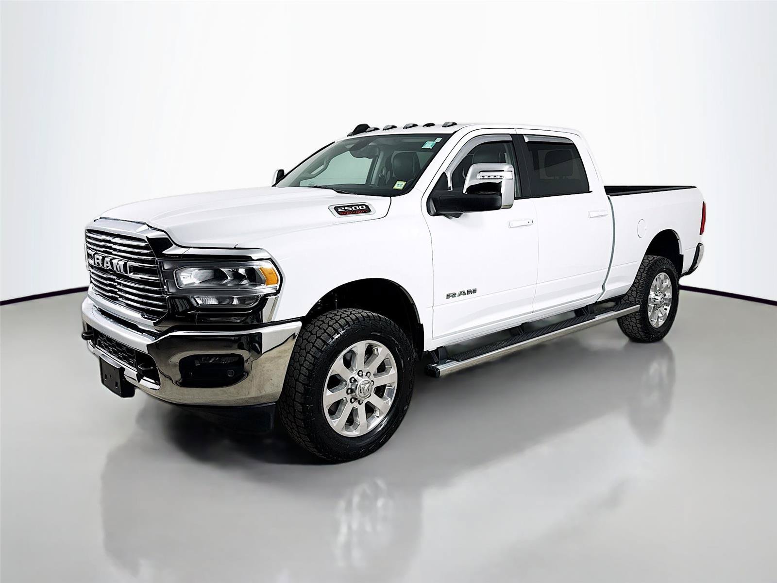 Used 2023 RAM 2500 Laramie AWD/4WD image 5