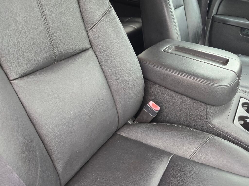 Used 2013 Chevrolet Avalanche LT w/ All-Star Edition image 7