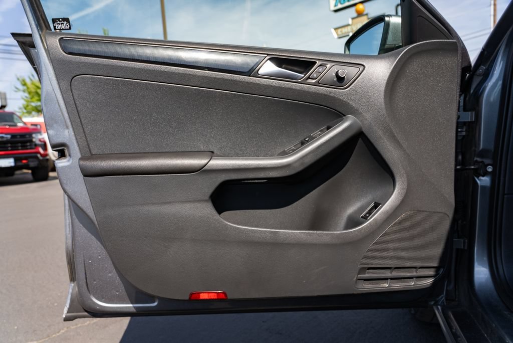 Used 2015 Volkswagen Jetta TDI SEL FWD image 21