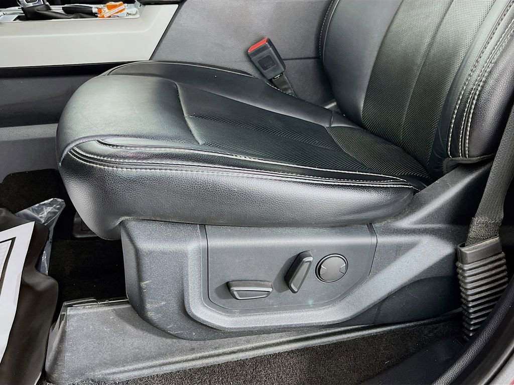 Used 2019 Ford F150 Lariat w/ Equipment Group 502A Luxury image 27