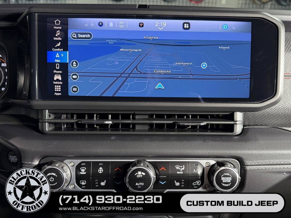 Used 2025 Jeep Wrangler Unlimited Rubicon AWD/4WD image 24