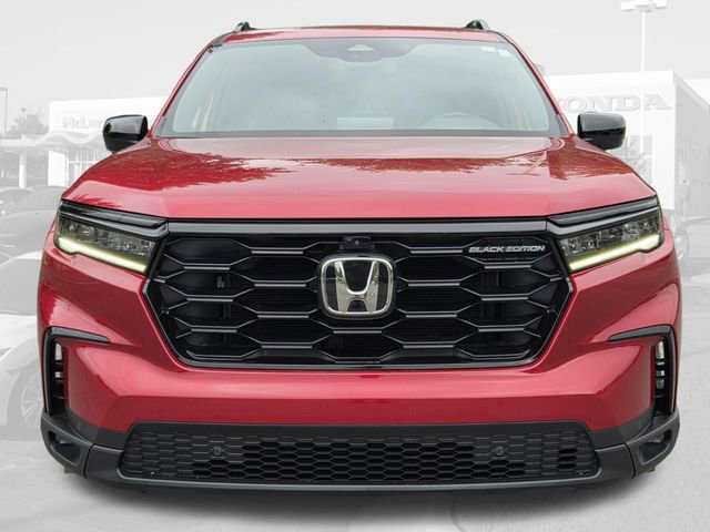 Certified 2025 Honda Pilot Black Edition image 7