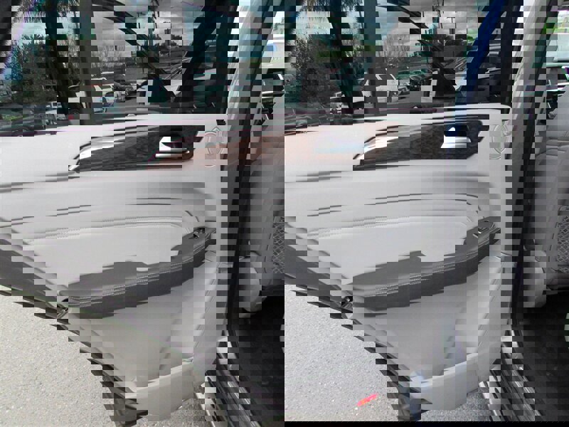 Used 2013 Mercedes-Benz ML 350 4MATIC image 27