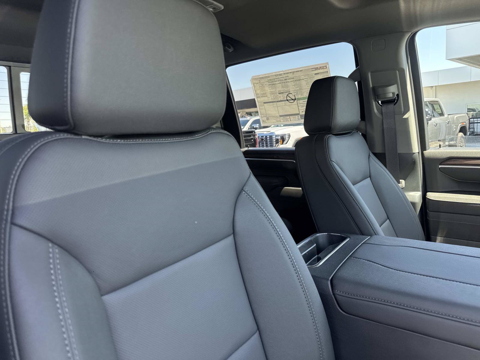 New 2026 GMC Sierra 2500 SLT w/ Max Trailering Package AWD/4WD image 28