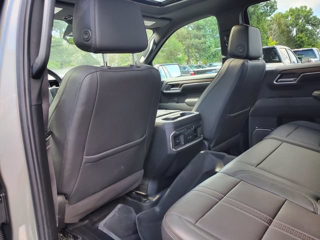 Certified 2025 Chevrolet Silverado 1500 High Country w/ Technology Package AWD/4WD image 15