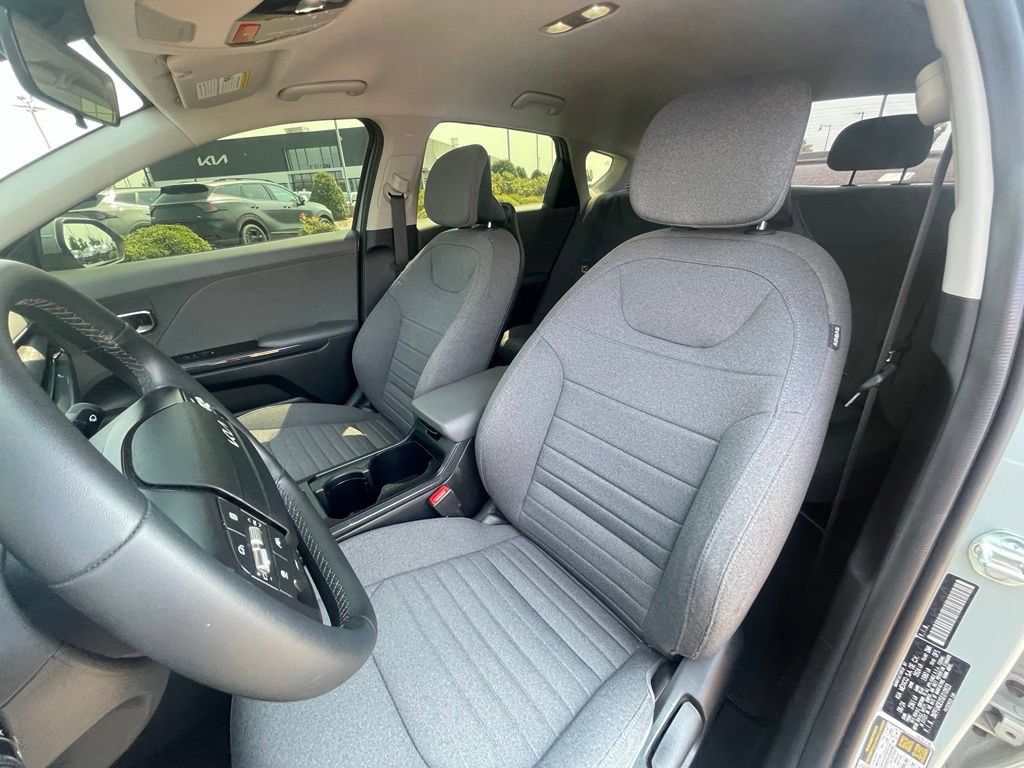 Certified 2025 Kia K4 EX FWD image 21
