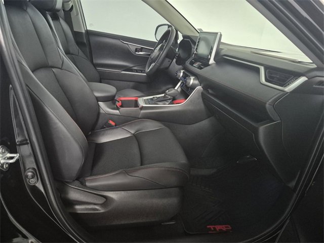 Certified 2022 Toyota RAV4 TRD Off-Road image 33