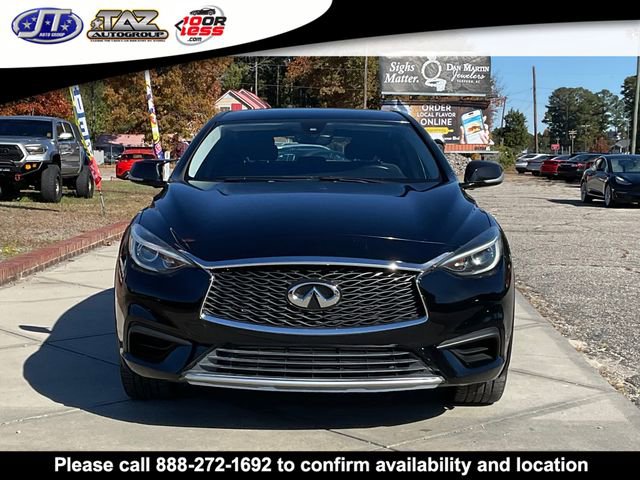 Used 2017 INFINITI QX30 image 2