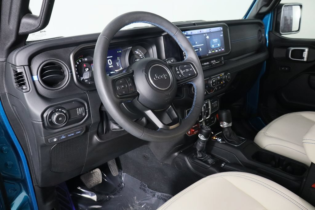 Used 2024 Jeep Wrangler Unlimited Rubicon 4xe w/ Safety Group AWD/4WD image 23