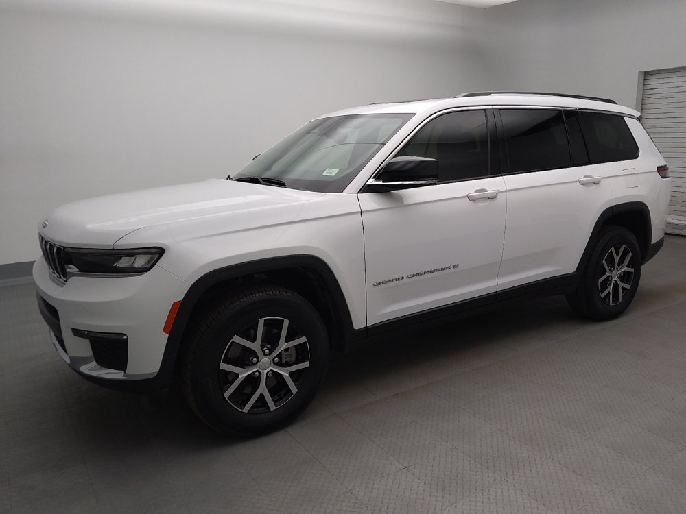 Used 2023 Jeep Grand Cherokee L Limited image 2