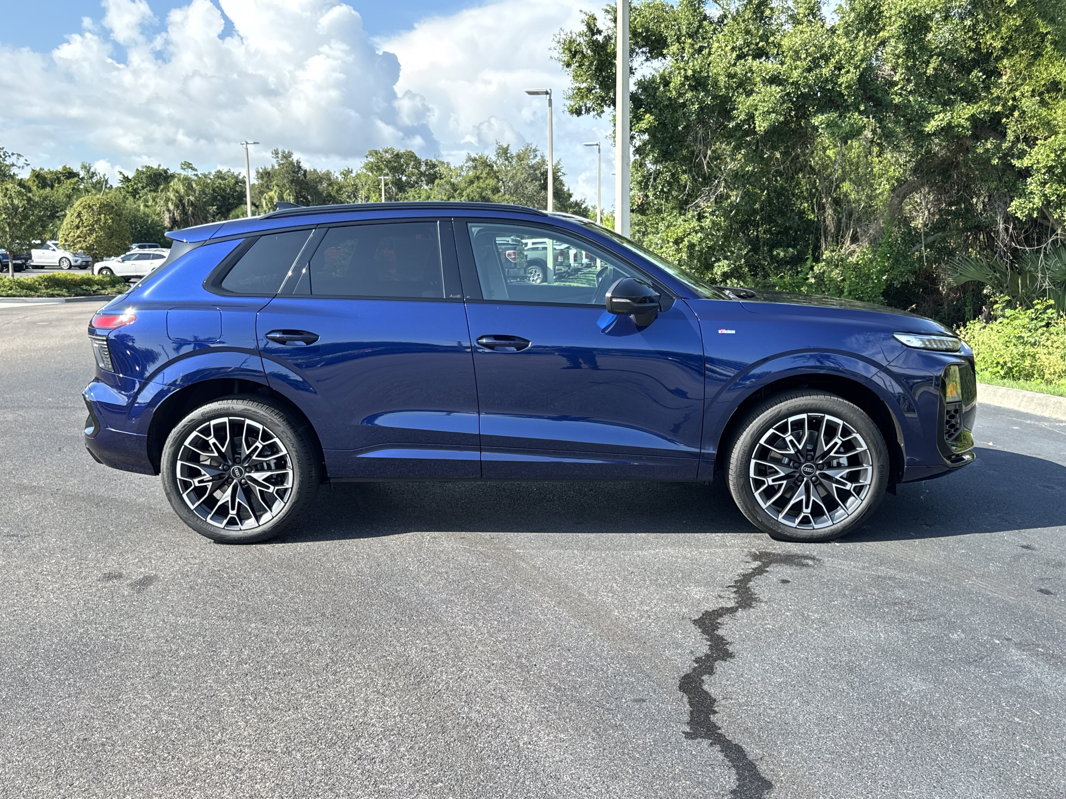 New 2026 Audi Q3 quattro 2.0T AWD/4WD image 3