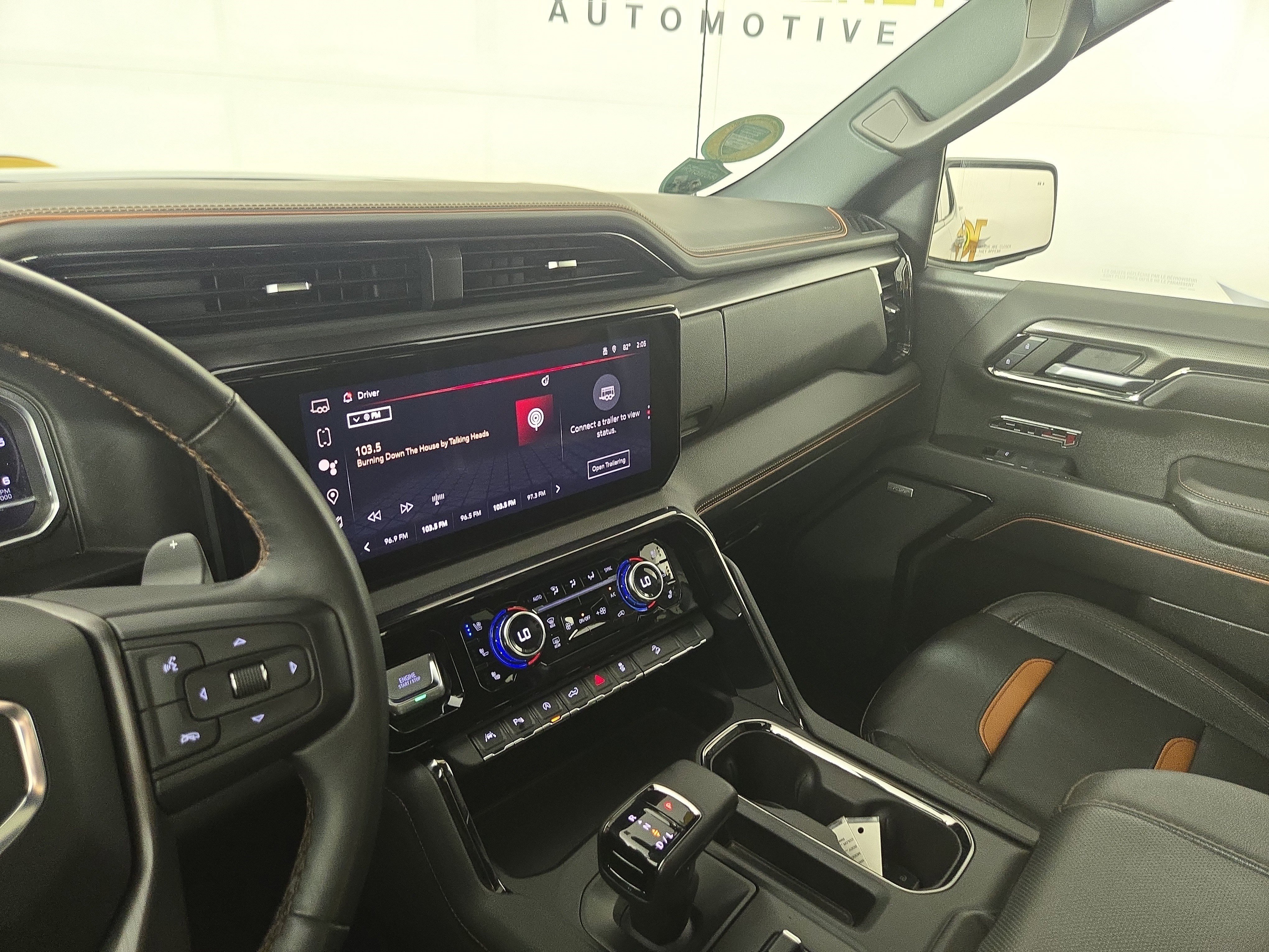Certified 2023 GMC Sierra 1500 AT4 w/ Technology Package AWD/4WD image 24