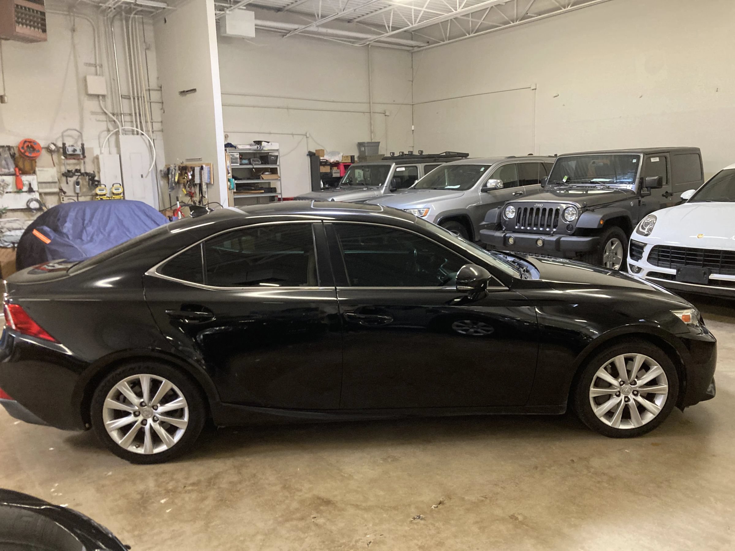Used 2016 Lexus IS 200t RWD image 8