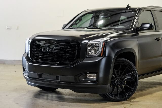 Used 2020 GMC Yukon Denali w/ Denali Premium Package AWD/4WD image 18
